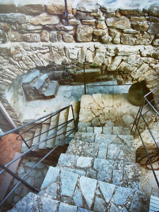 Old Mill Villa Pigna Exteriör bild