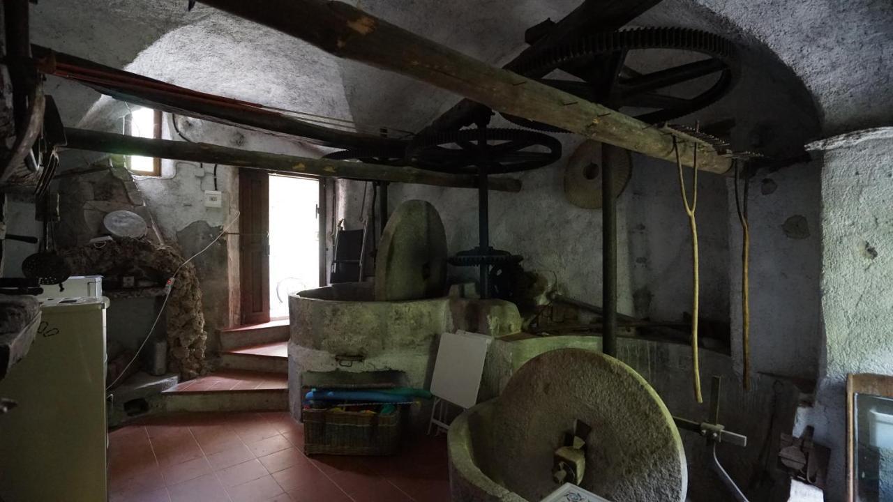 Old Mill Villa Pigna Exteriör bild